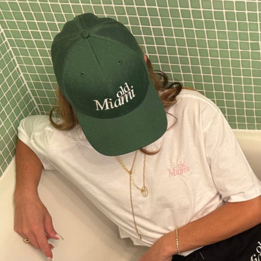 Olive & Cream Mesh Trucker (Snap Back)